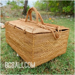 cosmetic women handbag large size handmade straw rattan